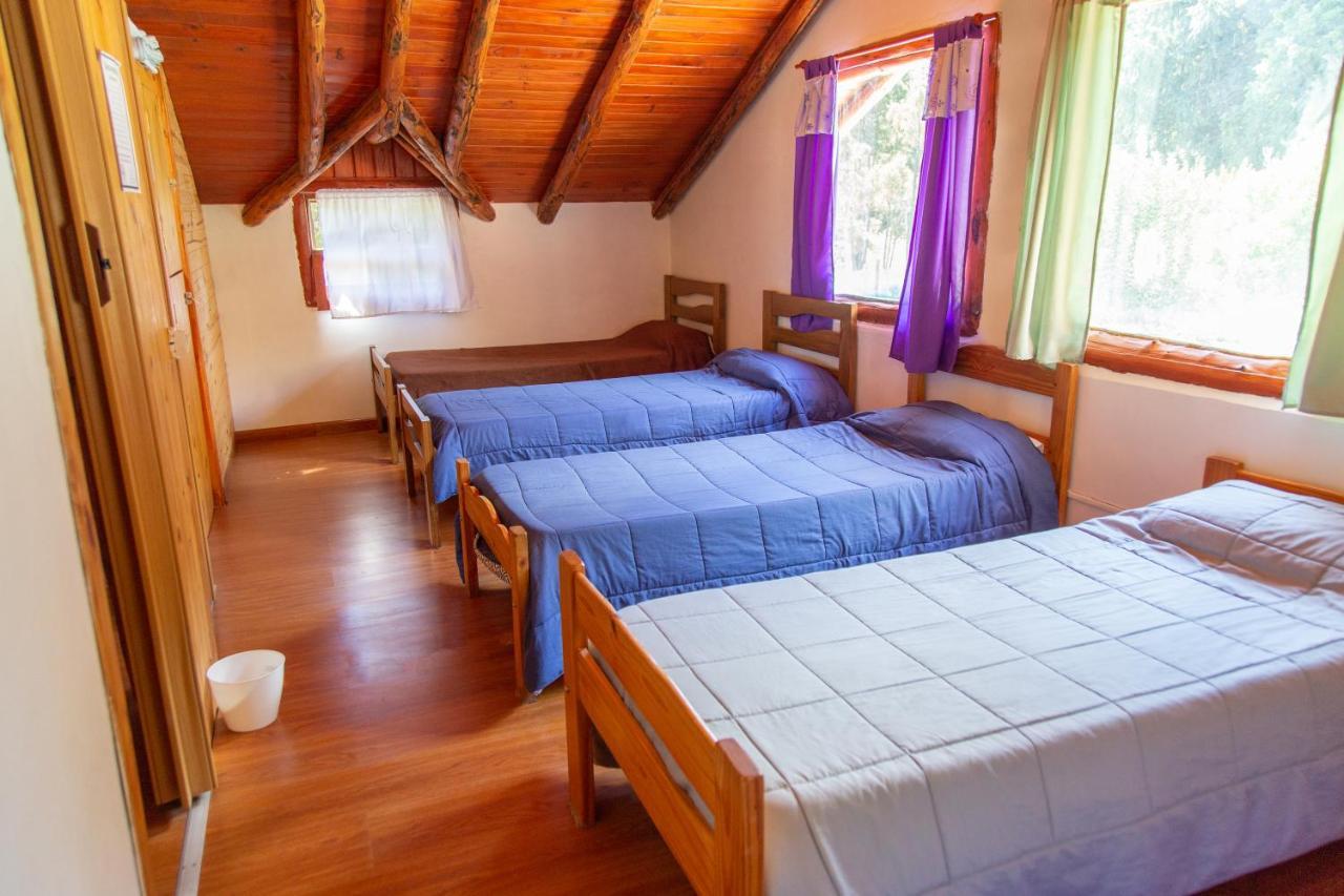 Huellas Hostel Lago Puelo Exterior photo