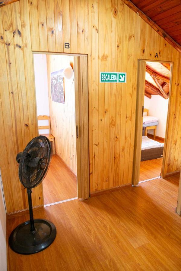 Huellas Hostel Lago Puelo Exterior photo
